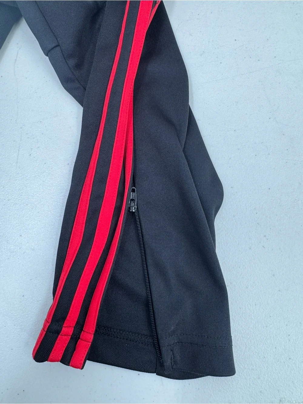 Adidas Track Pants Mens Medium Black Red 3-Stripes Climacool Athletic Soccer